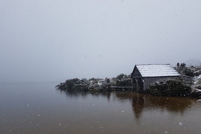 2 Day Cradle Mountain Tour / Hobart return / Inc. Accommodation - Queenstown to Cradle Mountain: Timing That Sets You Up