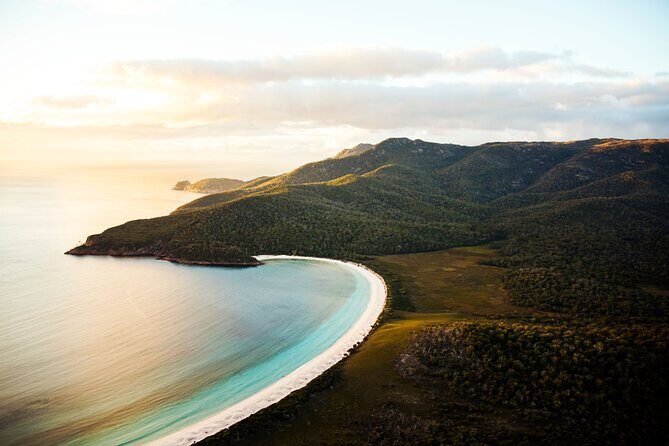 A Day At Wineglass Bay - Wineglass Bay Lookout: Guided Walk vs. Up to 4 Hours in the Park