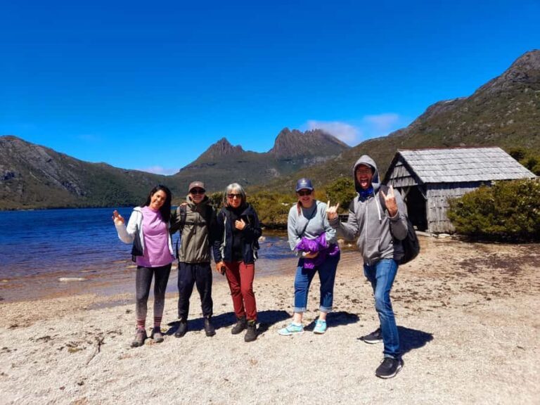 From Hobart: Active Day Trip to Cradle Mountain - Morning pickup and Deloraine breakfast: fuel before the trails