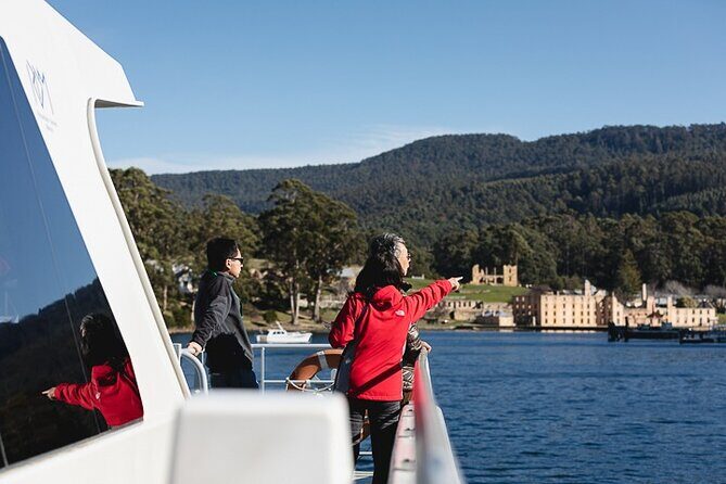 Grand Port Arthur with guided Isle of the Dead tour - Port Arthur Historic Site: self-paced time plus key talks and a cruise