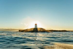 Hobart: 2.5-hour Iron Pot Lighthouse Cruise - Boarding and comfort: what small-group boat time feels like
