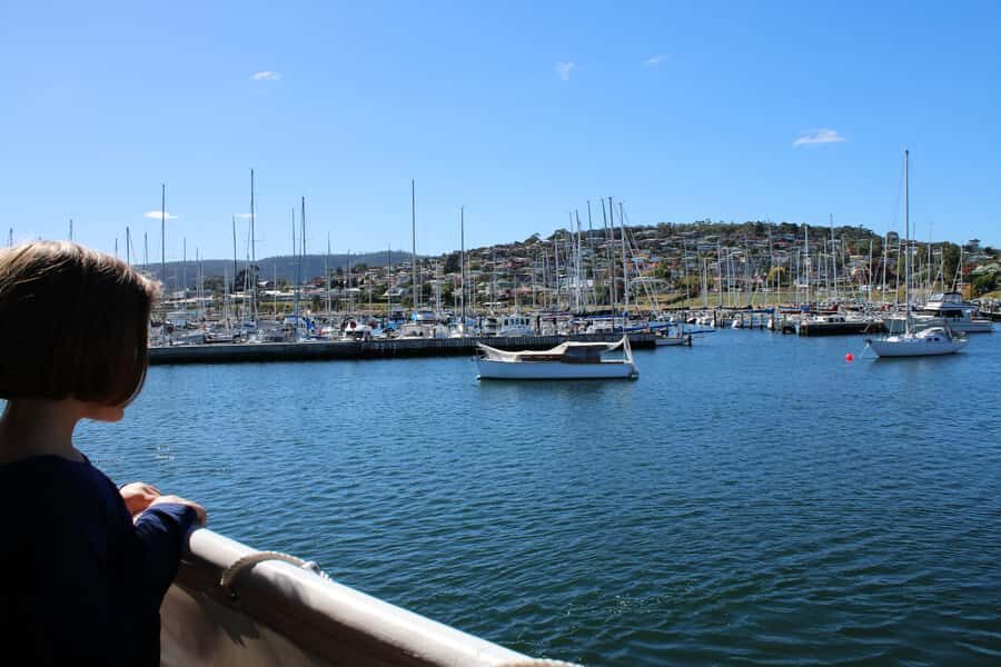 Hobart: Historic Lunch Cruise - Lunch onboard: what you get, and how it feels in practice
