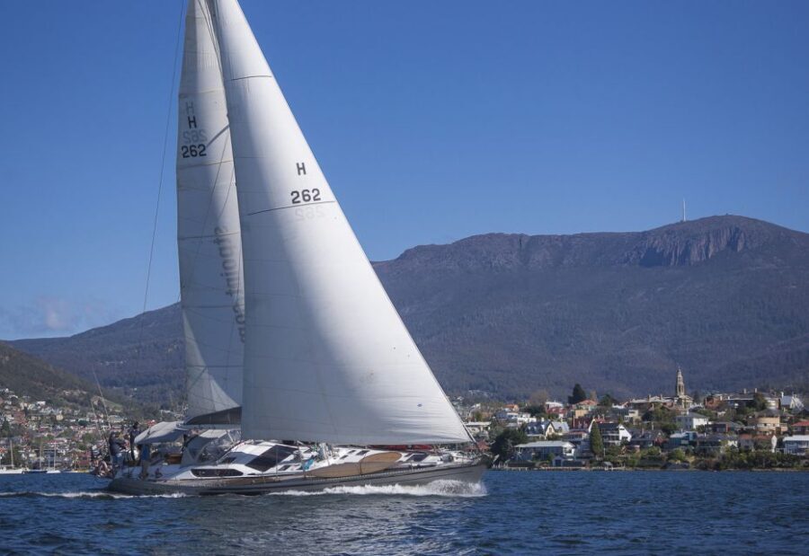 Hobart: Luxury Yacht Scenic Sailing Tour with Snacks - Price and Value: Is $120 Worth It?