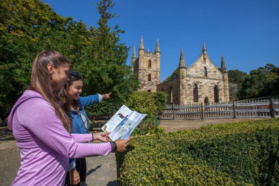 Hobart: Port Arthur, Richmond & Tassie Devil - Active Tour - Logistics you should not ignore: shoes, warmth, and the no-luggage rule