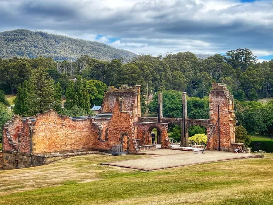 Hobart: Port Arthur & Tasman Park Full-Day Trip with Cruise - Carnarvon Bay cruise and the Isle of the Dead: a haunting add-on