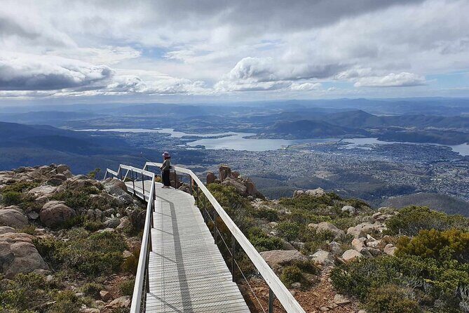 Mount Wellington Pinnacle 2 Hours Small Group Tour - Weather happens: how the tour protects your view time