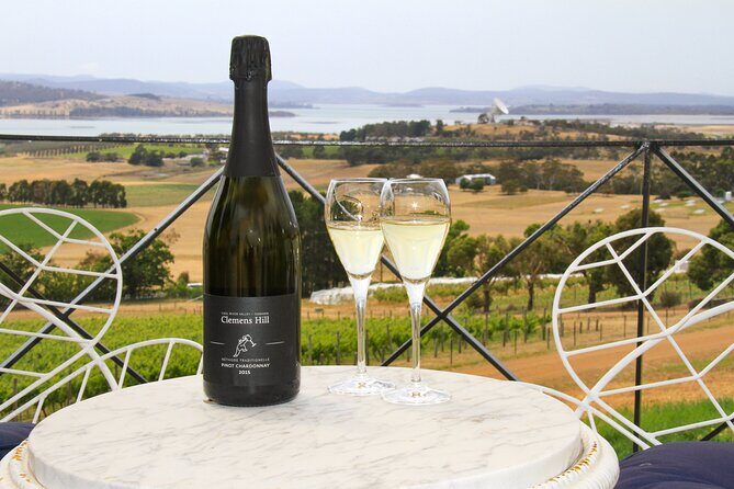 Private Wine and Beverage Tours in Tasmania - East Coast Stop: Devil’s Corner Cellar Door and the lunch-view payoff