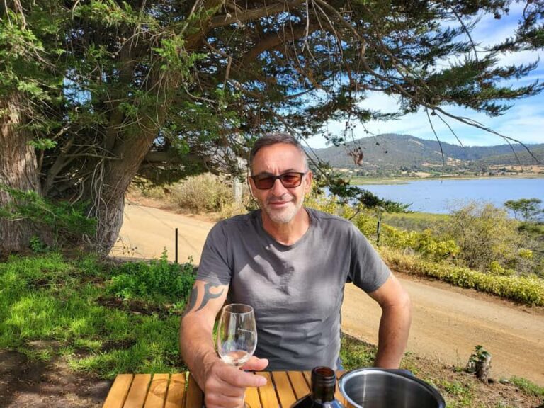 Signature Wine Tour - Hobart & SE Tasmania - Ross keeps the day smooth: small group pacing that never feels rushed