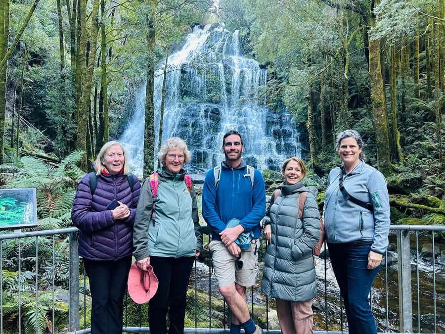 Tasmania: 6-Day Comfort Tour for Wilderness and Wildlife - Bay of Fires to St Helens: White Sand, Pink Granite, and Easy Coastal Time