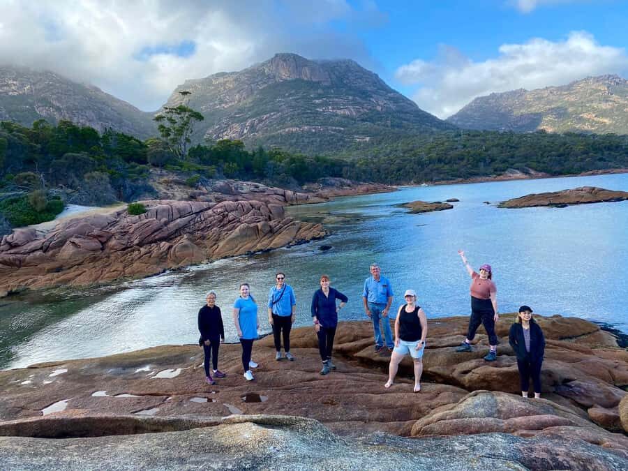 Tasmania: Wilderness and Wildlife Guided 6-Day Tour - Day 5: Freycinet National Park—Honeymoon Bay, Wineglass Bay, Mt Amos, and Cape Tourville