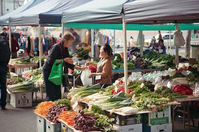 The Hobart Local - Private, luxury half-day tour - Local markets and historic boulevards: how to spot real Hobart