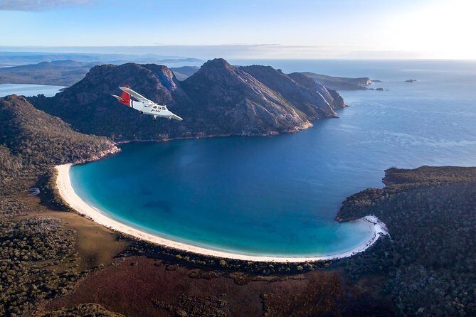 Wineglass Bay And Maria Island Wildlife Scenic Flight From Hobart - Guide and pilot quality: the human factor you feel fast