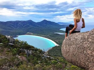 Wineglass Bay & Freycinet National Park Day Trip from Hobart - Getting From Hobart: The Comfortable Part of a Long Day