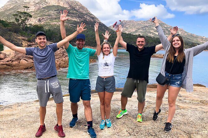 Wineglass Bay & Freycinet NP Full Day Tour from Hobart via Richmond Village - Kate’s Berry Farm: sweet treats and a coffee-style wind-down